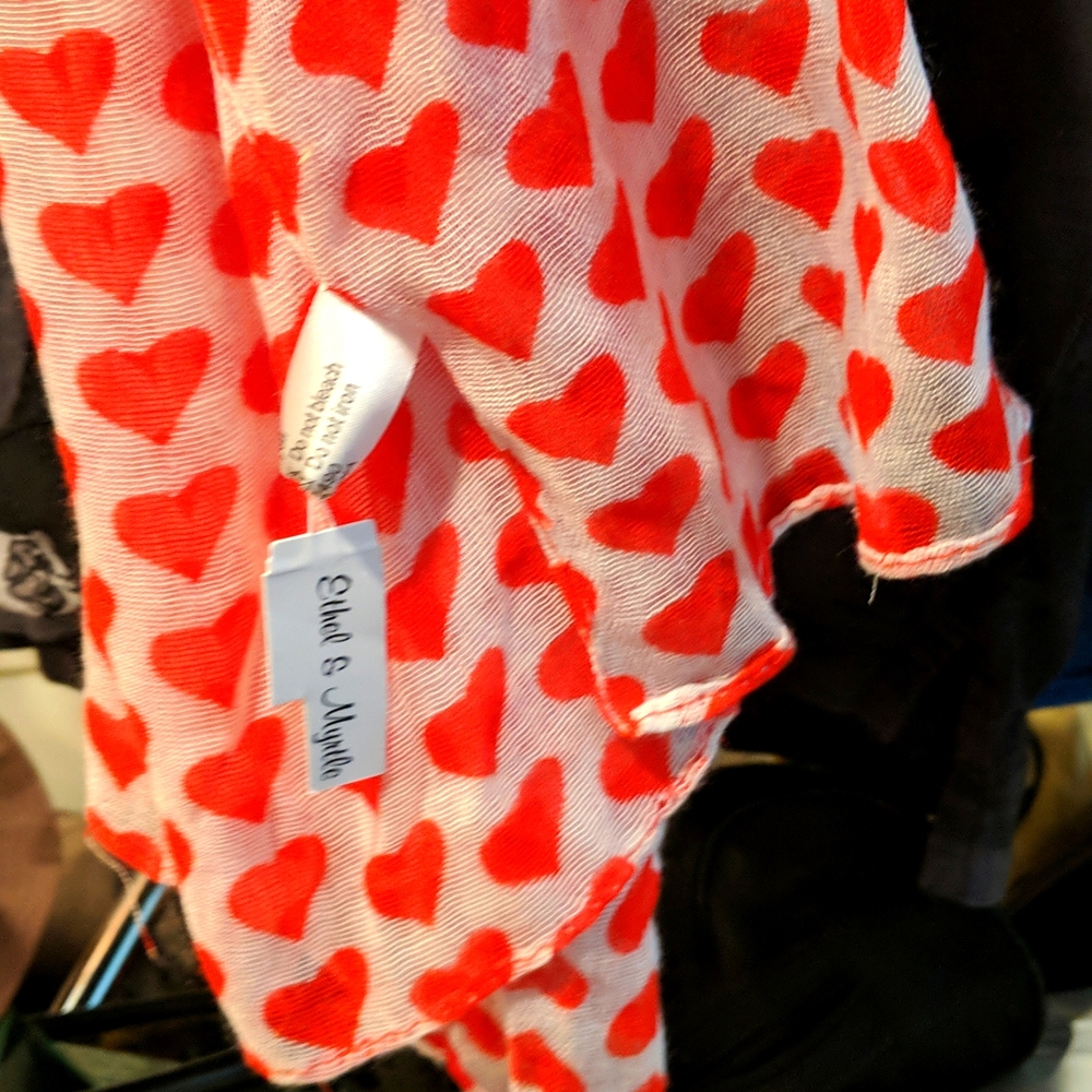 NWT Ethel & Myrtle Heart Scarf